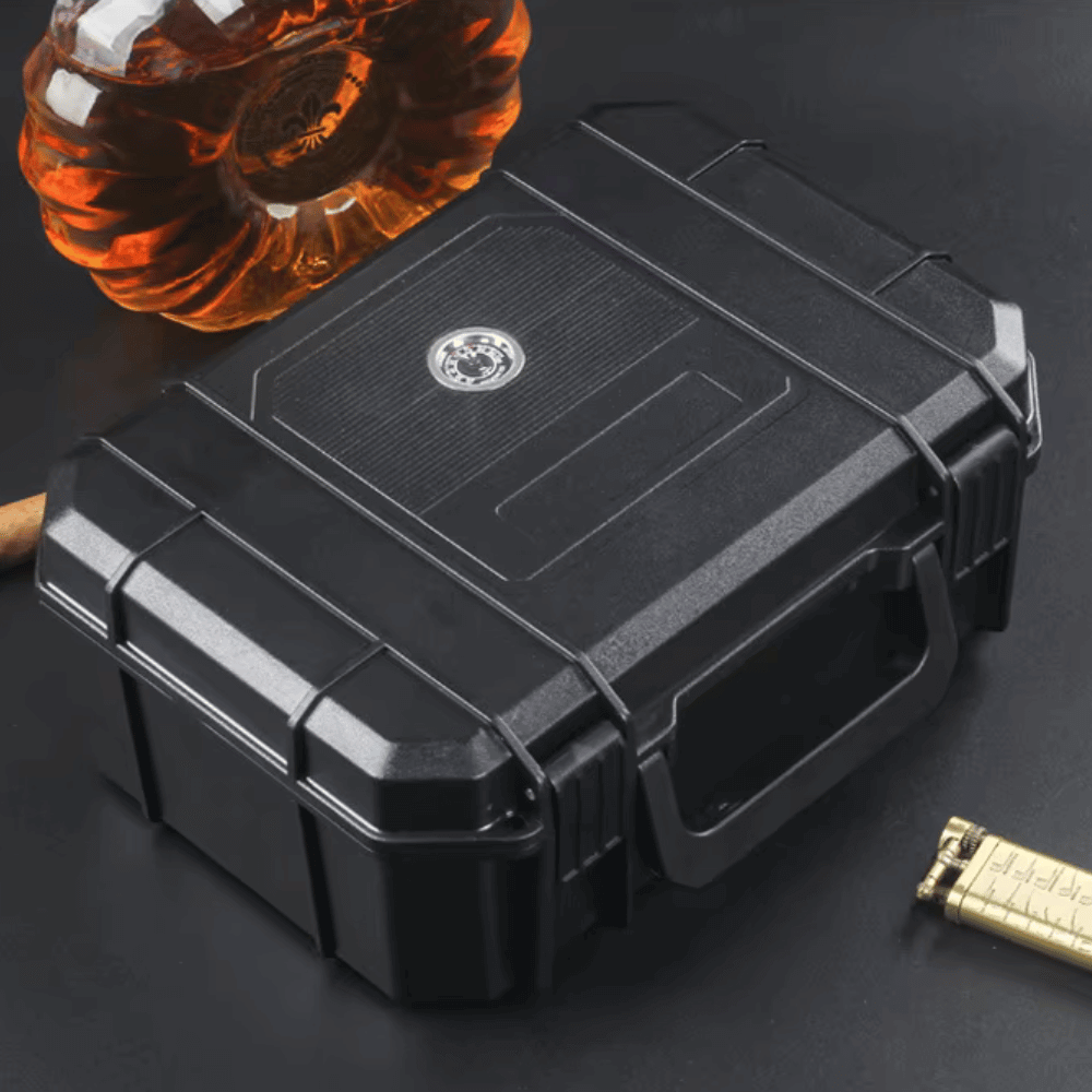 21 Cigar Tactical Travel Humidor - Image 3